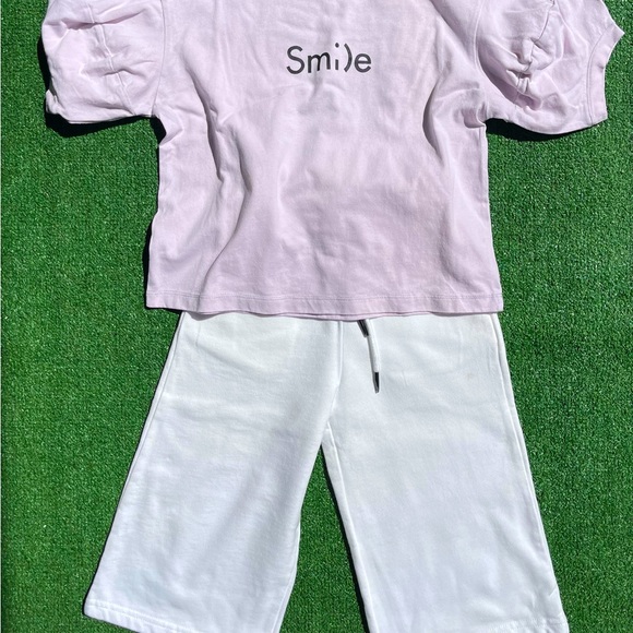 Girl Set of Two/ Shirt and Pants 4/5 years - Picture 4 of 5